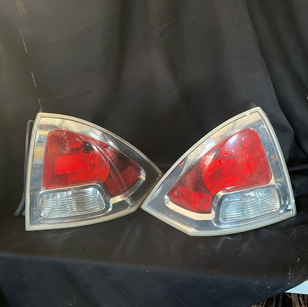 06 Fusion Tail Lamps