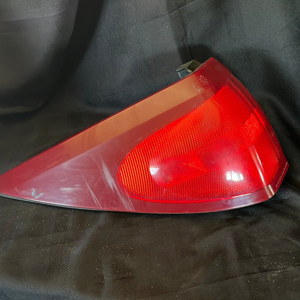 03 Buick rendezvous left tail lamp