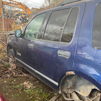 06 Ford Explorer