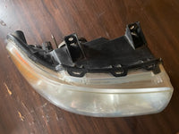 '03 Ford Expedition Headlamp